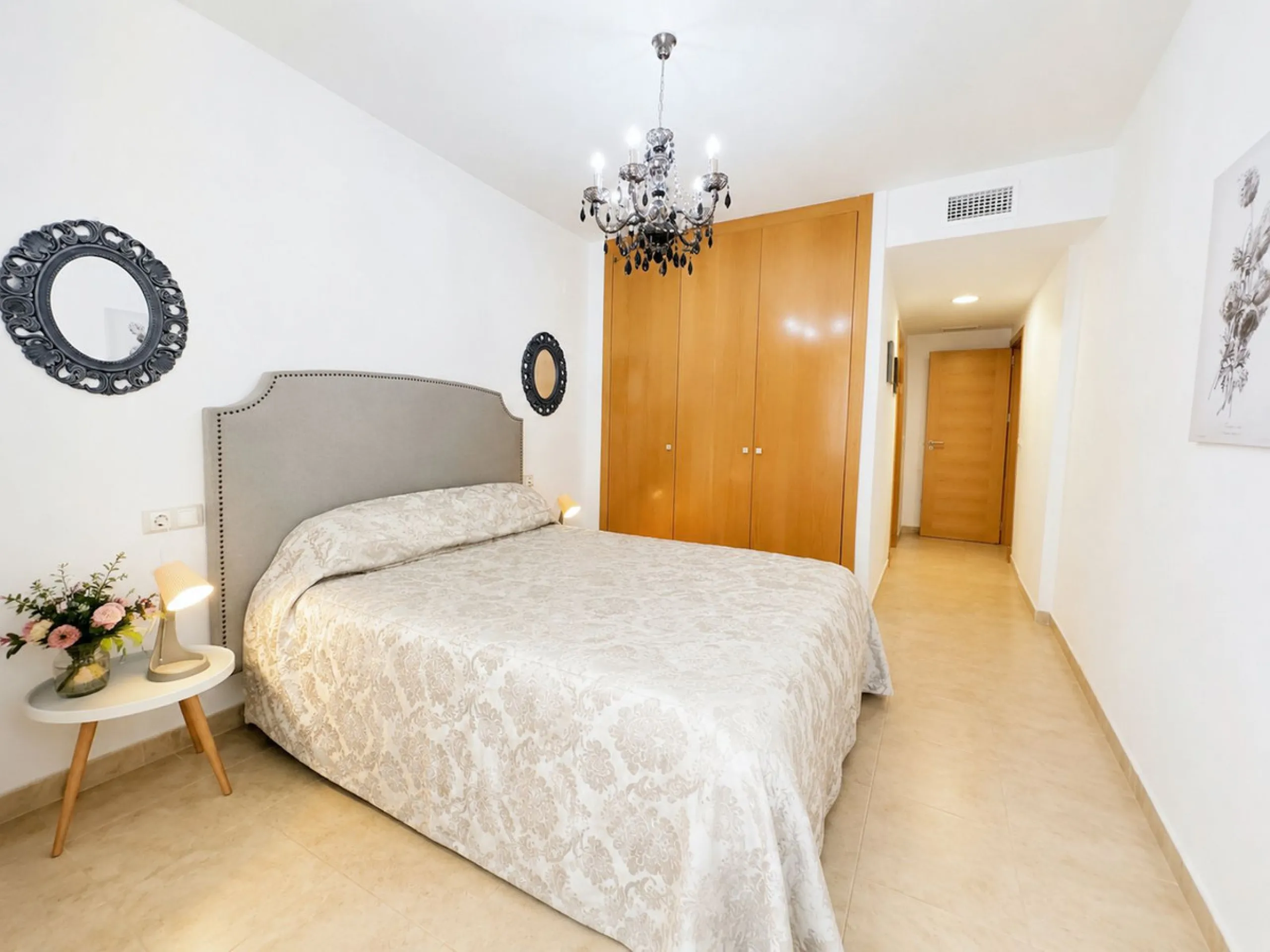 Elegance, Light and a Prime Location in Estepona