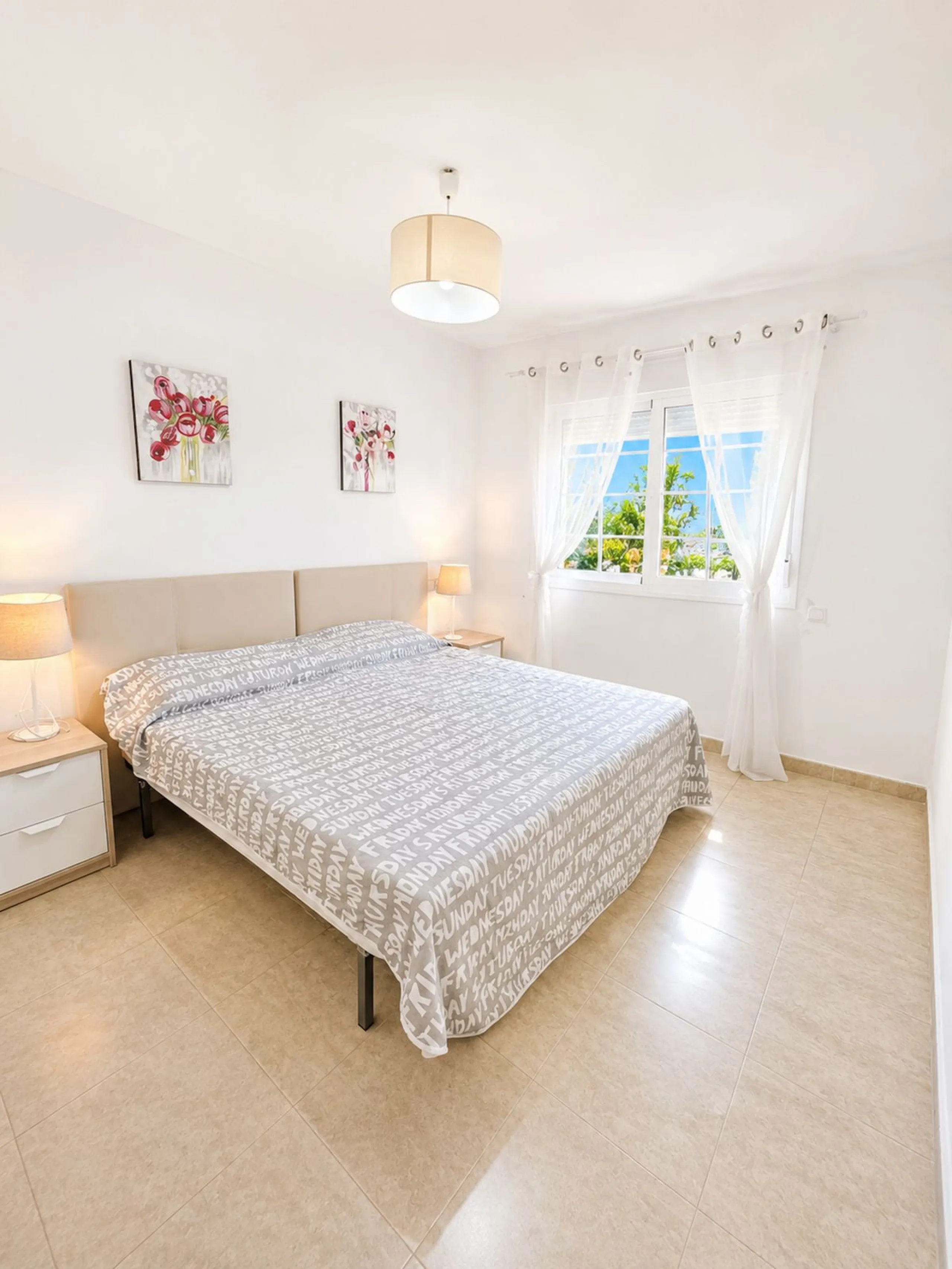 Elegance, Light and a Prime Location in Estepona