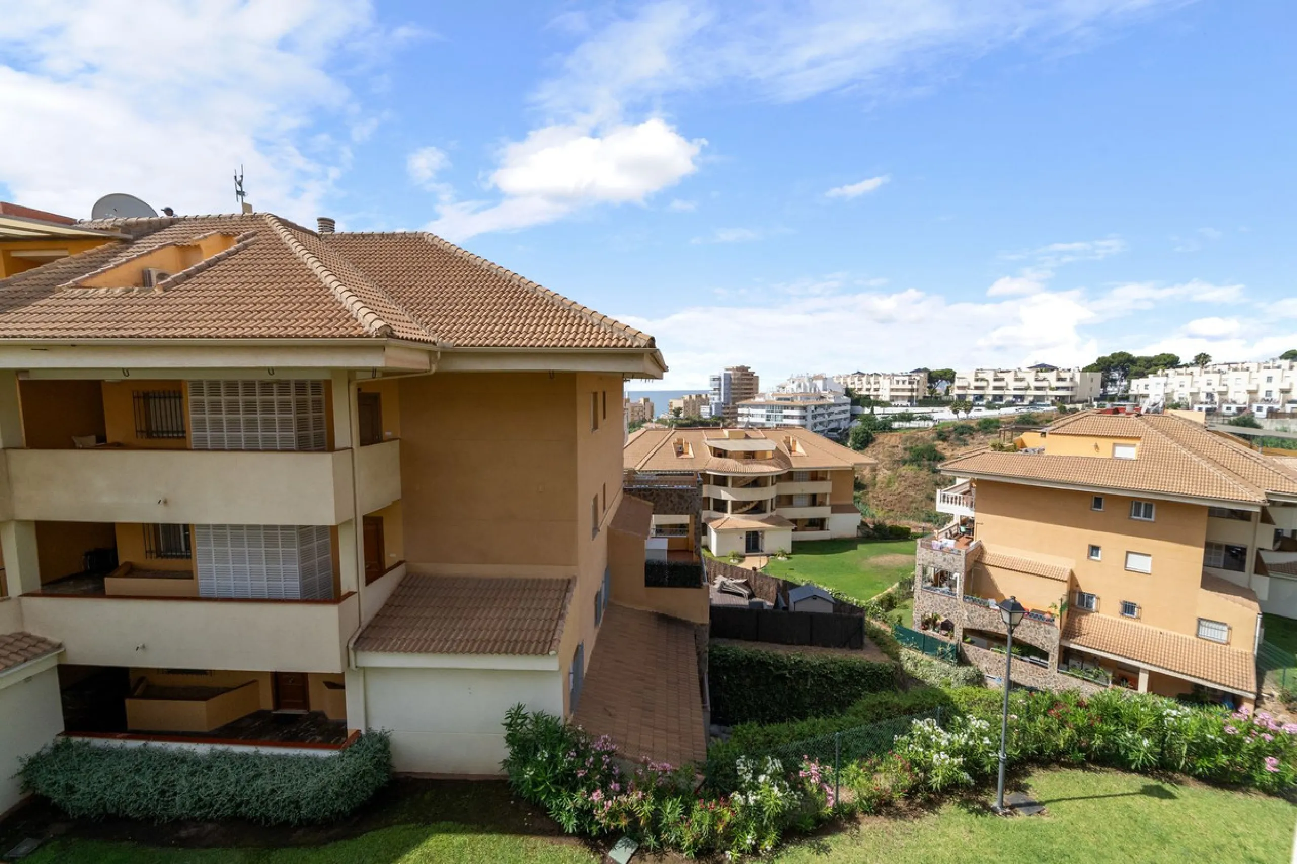 3-Bedroom Apartment with Sea Views in Don Juan, Carvajal
