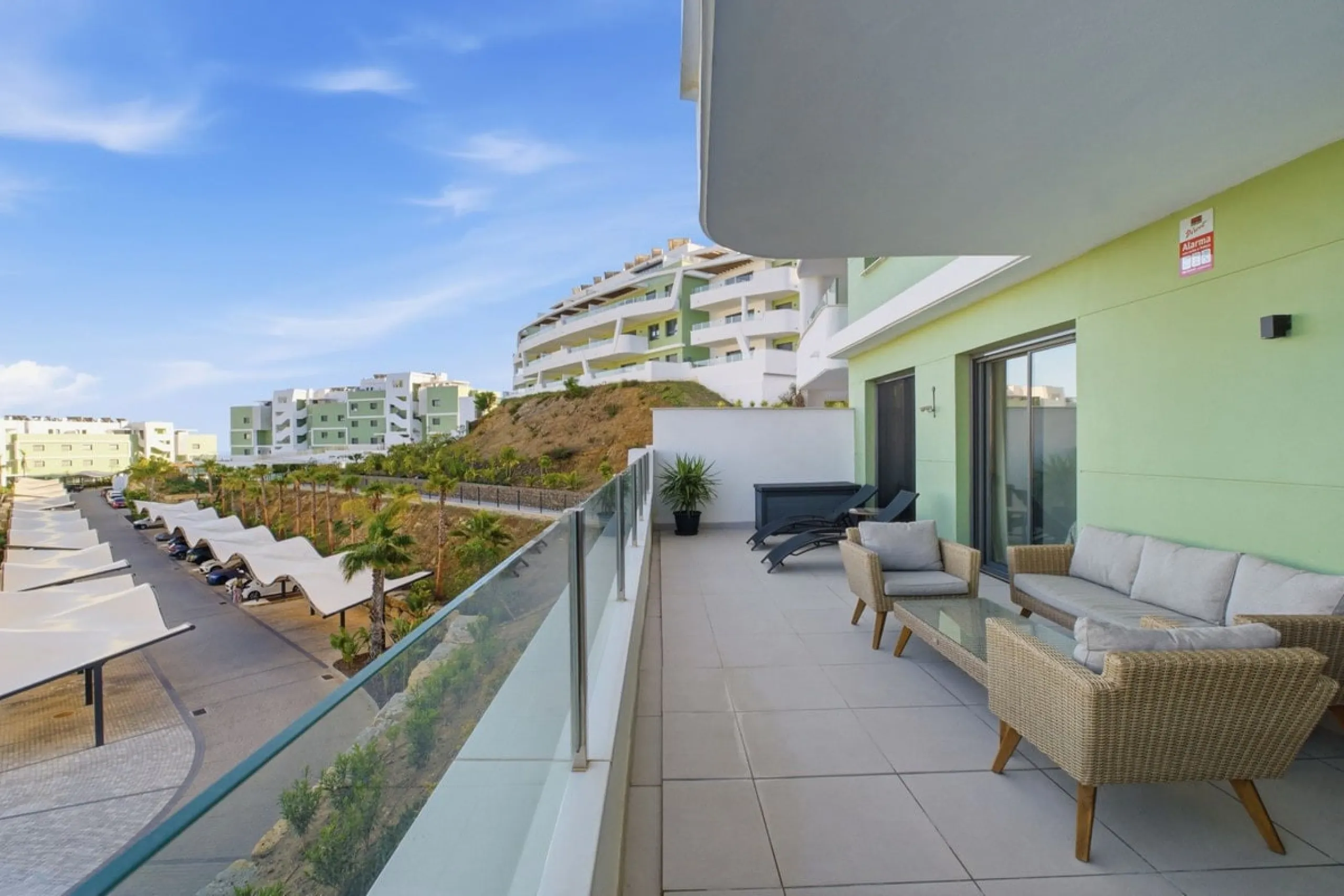 Moderne Wohnung mit zwei Schlafzimmern in Calanova Golf