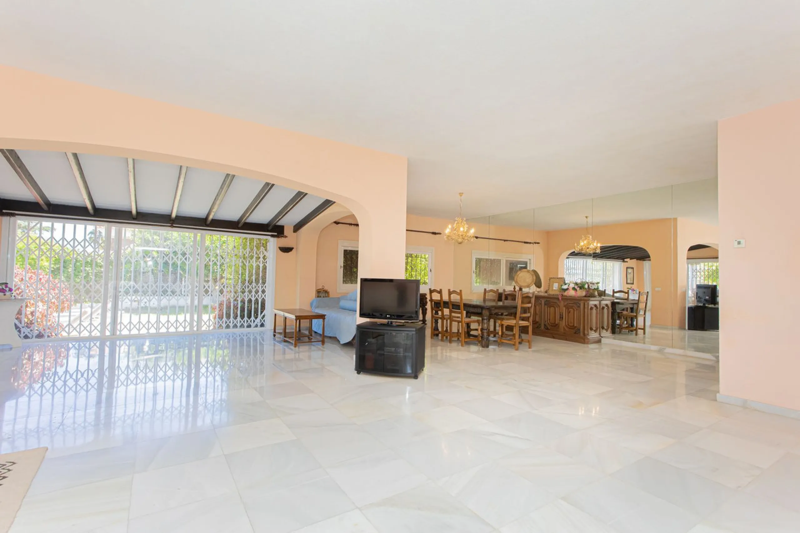 Exceptional Investment Opportunity in Nueva Andalucía – Marbella's Prime Location