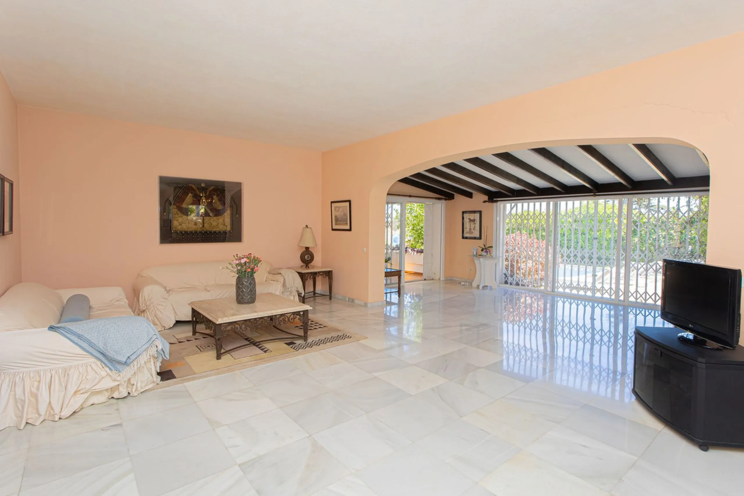 Exceptional Investment Opportunity in Nueva Andalucía – Marbella's Prime Location