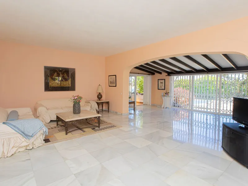 Exceptional Investment Opportunity in Nueva Andalucía – Marbella's Prime Location