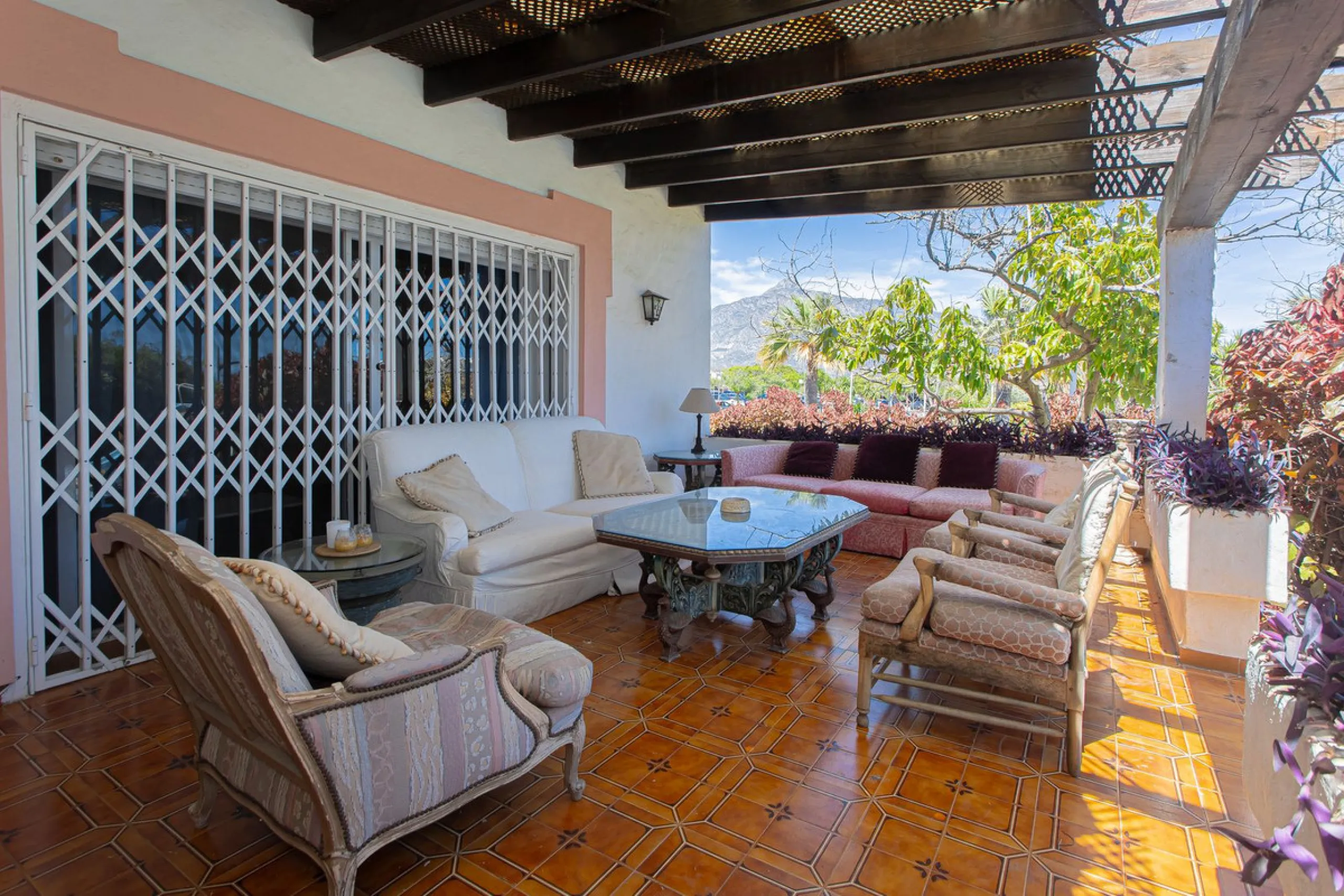 Exceptional Investment Opportunity in Nueva Andalucía – Marbella's Prime Location