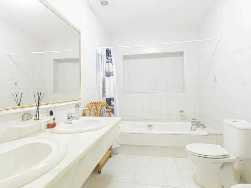 Exceptional Investment Opportunity in Nueva Andalucía – Marbella's Prime Location