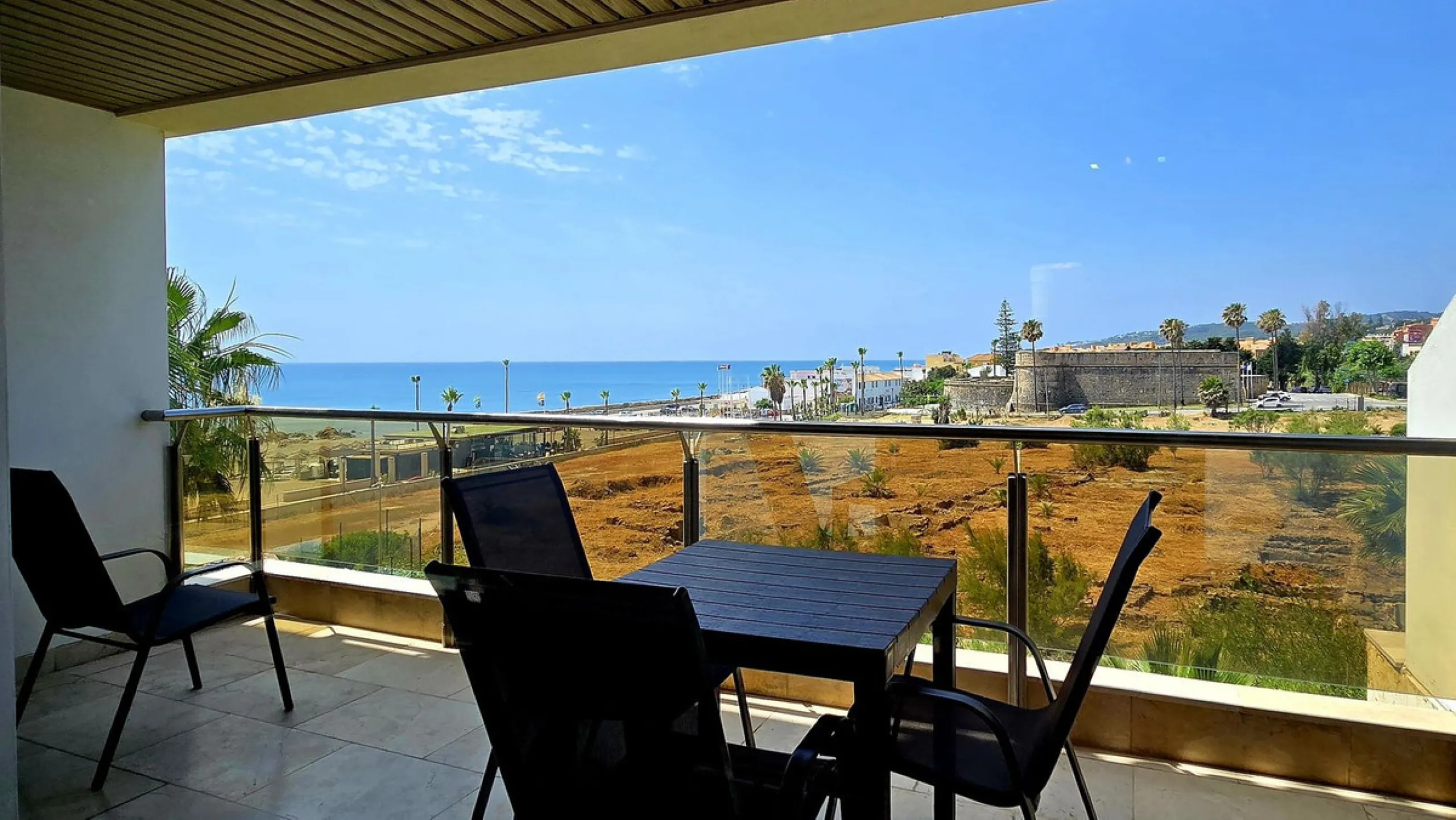 Beachfront Apartment, La Duquesa — Costa del Sol. Superb investment as a holiday rental apartment.