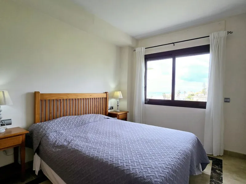 Beachfront Apartment, La Duquesa — Costa del Sol. Superb investment as a holiday rental apartment.