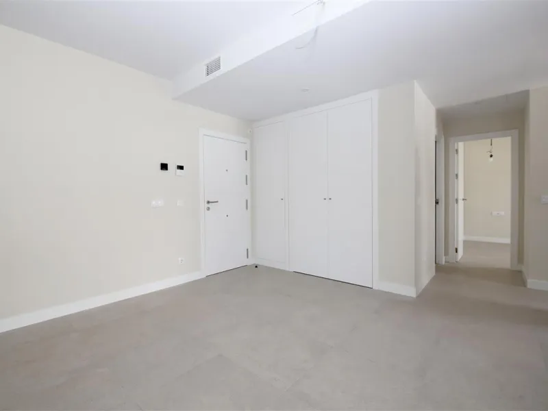 Unique opportunity in Las Mesas - Calle Polonia!