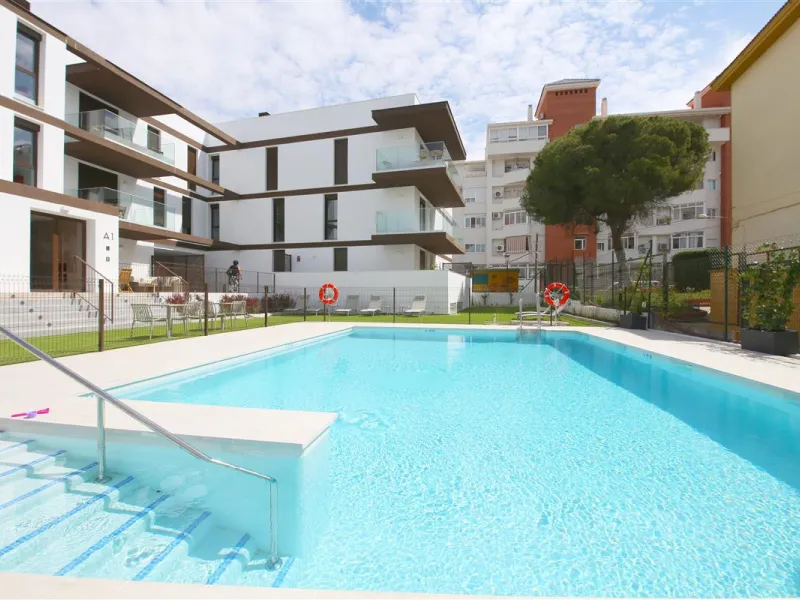 Unique opportunity in Las Mesas - Calle Polonia!