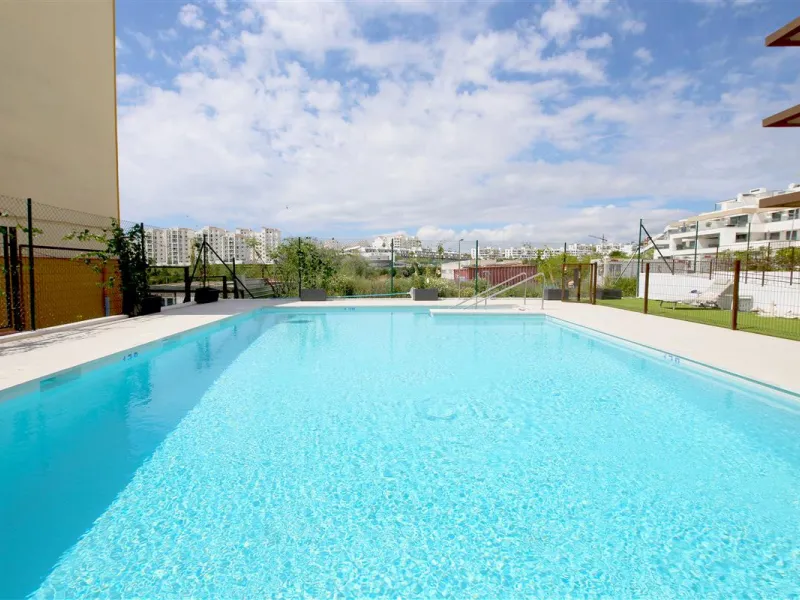 Unique opportunity in Las Mesas - Calle Polonia!