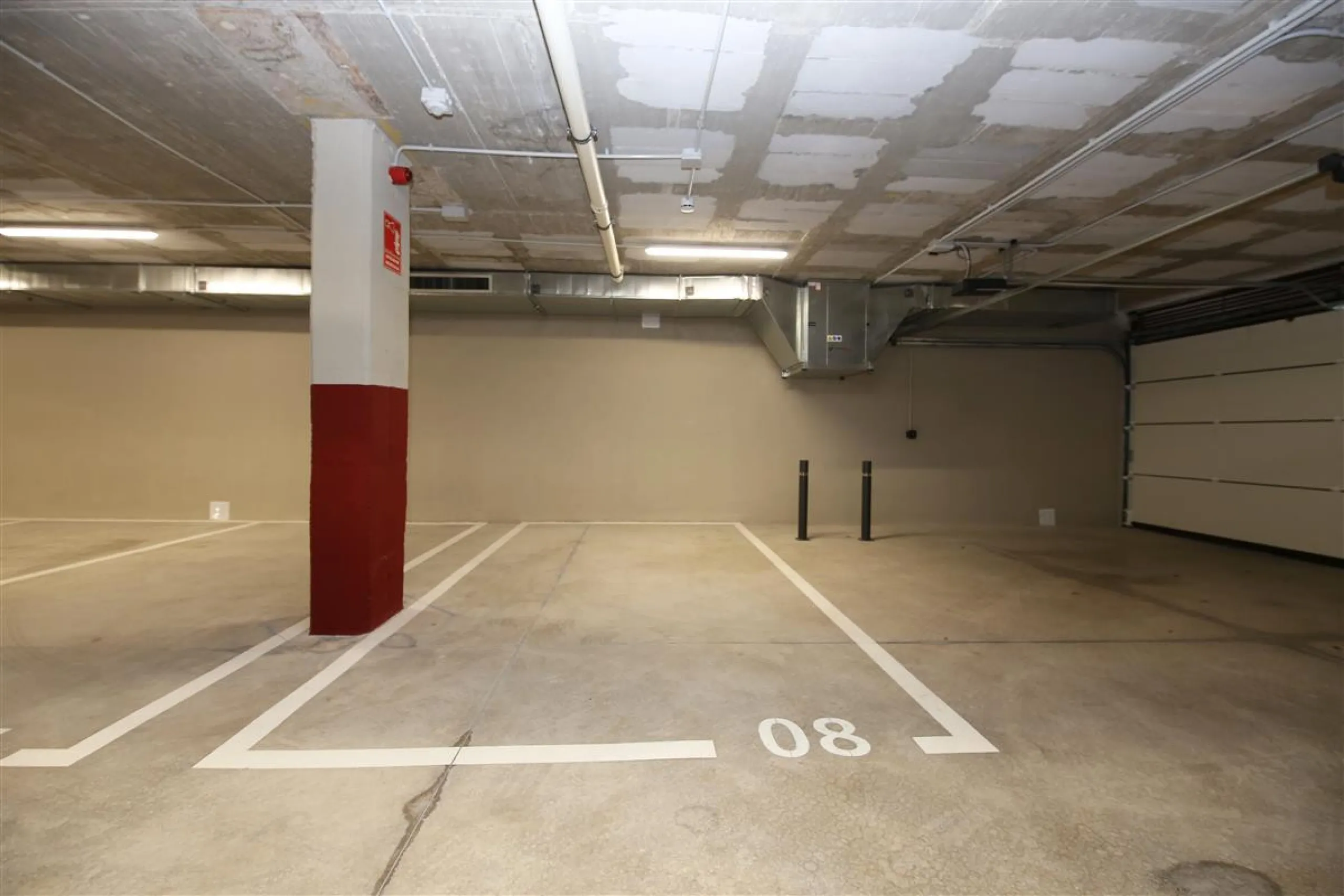Unique opportunity in Las Mesas - Calle Polonia!