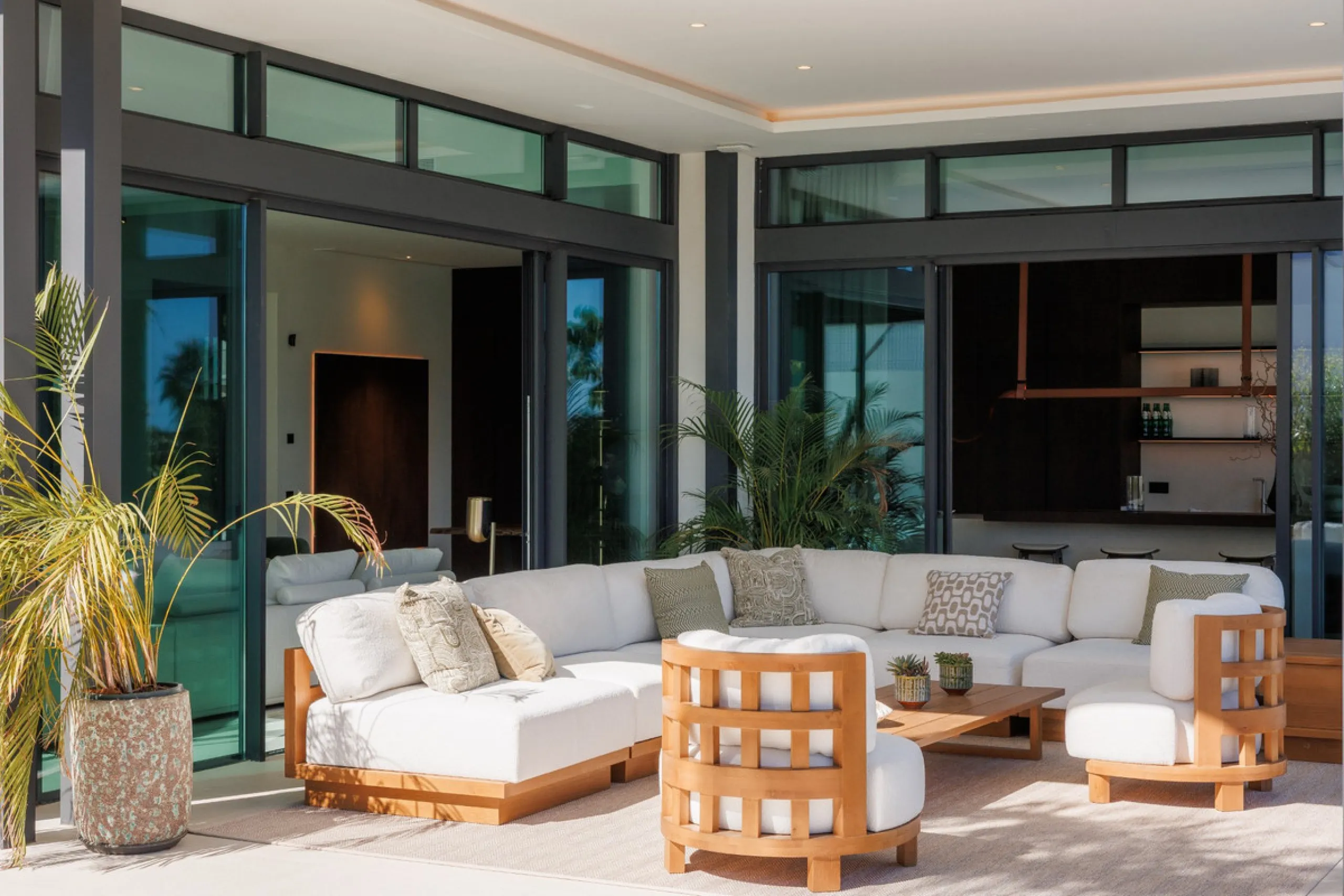 This exceptional contemporary villa is situated in the prestigious Lomas del Rey,  Marbella Golden Mile. Boasting a prime location, the property offers proximity to local amenities, transport links, shops, the town centre, the port, as well as being conve