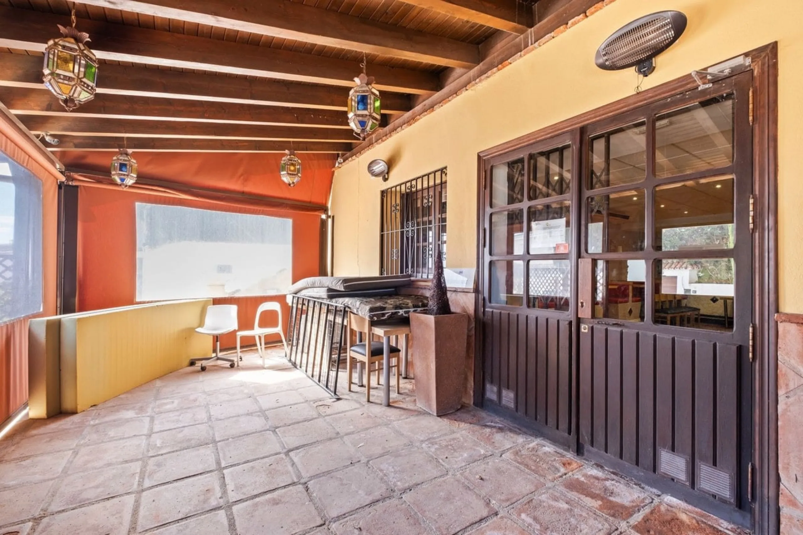 Commercial - Commercial Premises в продаже в Mijas, Málaga. Площадь дома 600 м²