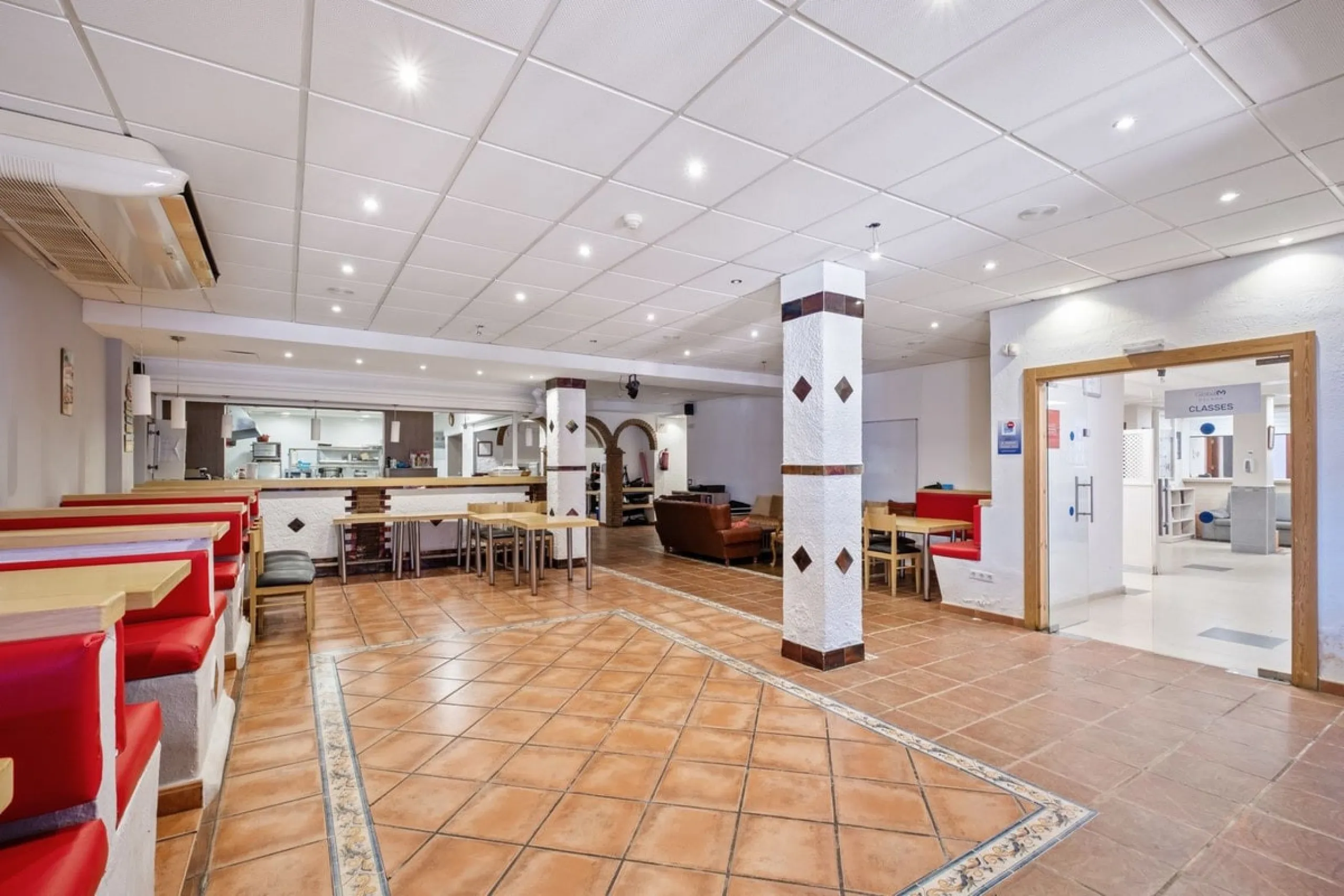 Commercial - Commercial Premises в продаже в Mijas, Málaga. Площадь дома 600 м²