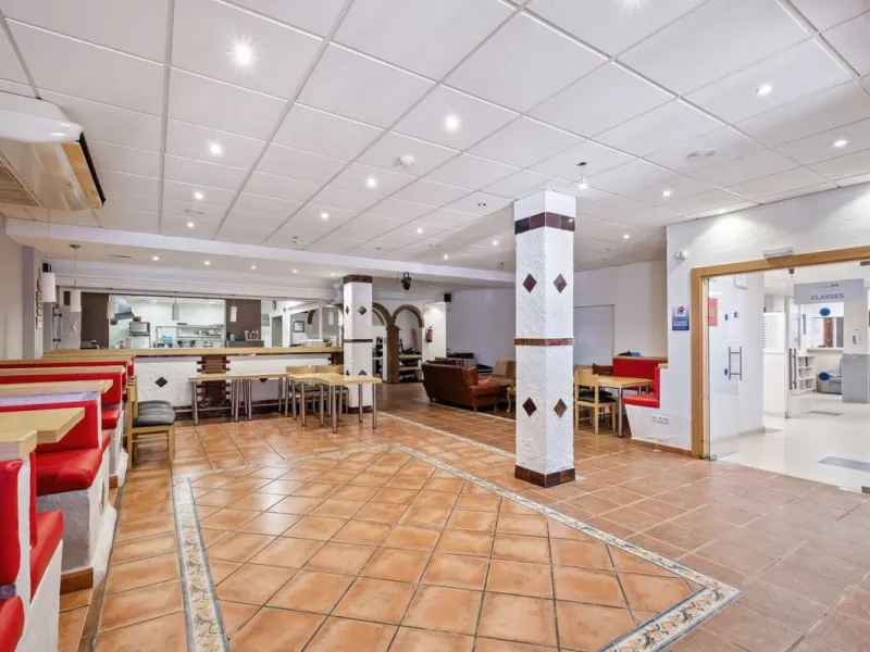 Commercial - Commercial Premises в продаже в Mijas, Málaga. Площадь дома 600 м²