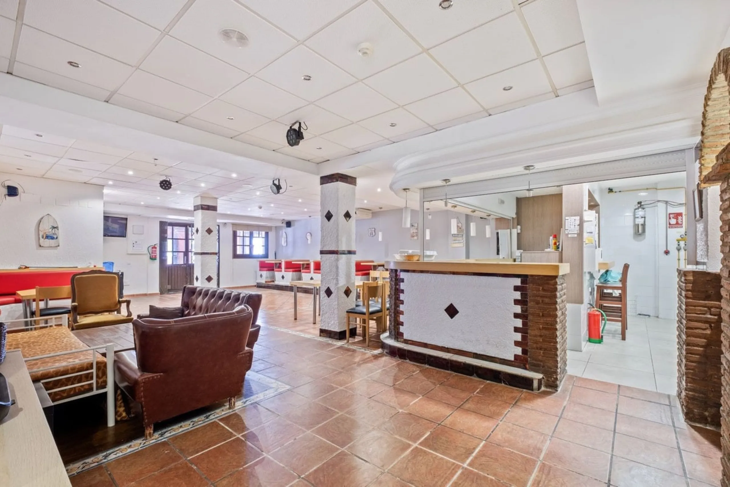 Commercial - Commercial Premises в продаже в Mijas, Málaga. Площадь дома 600 м²