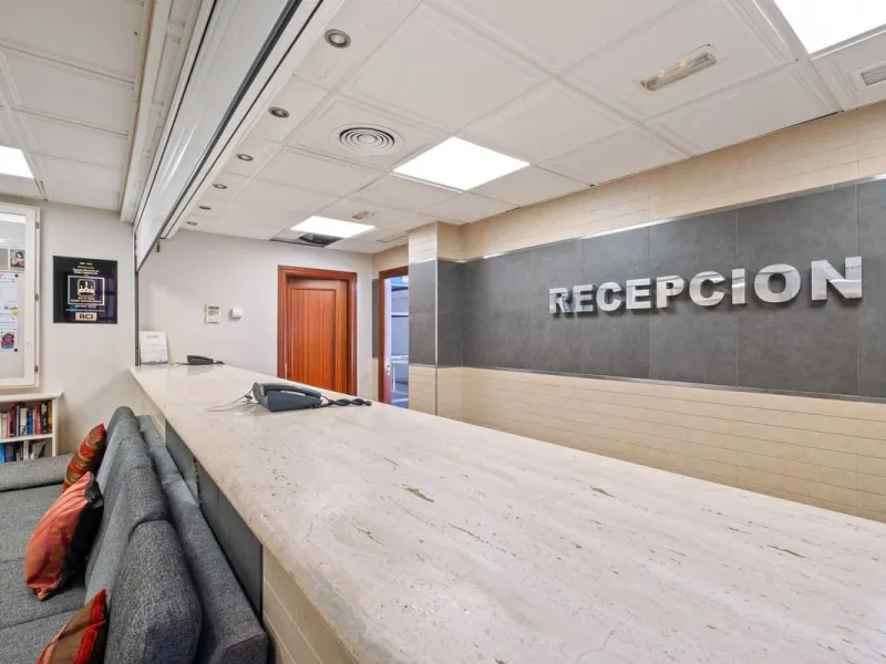 Commercial - Commercial Premises в продаже в Mijas, Málaga. Площадь дома 600 м²