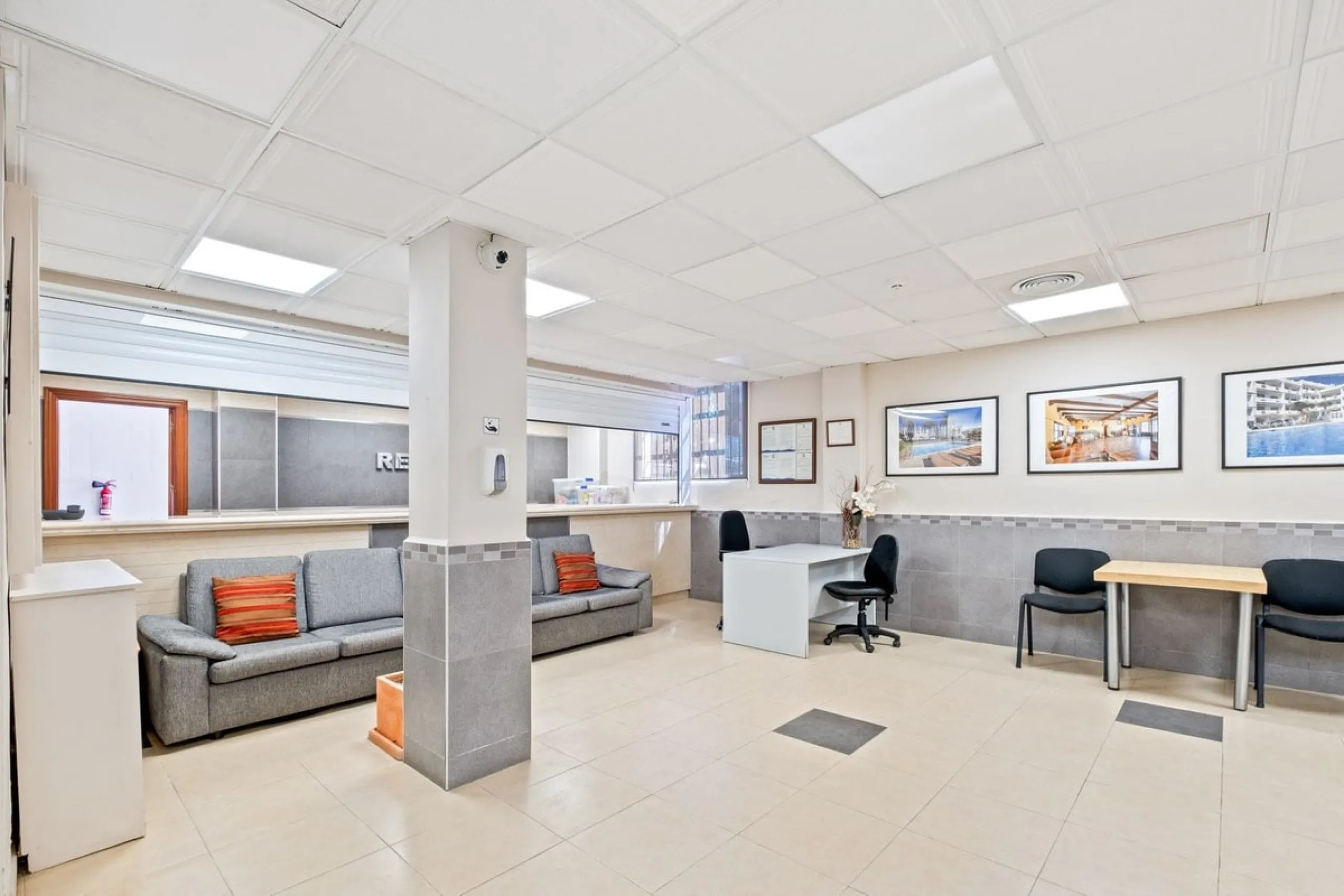 Commercial - Commercial Premises в продаже в Mijas, Málaga. Площадь дома 600 м²
