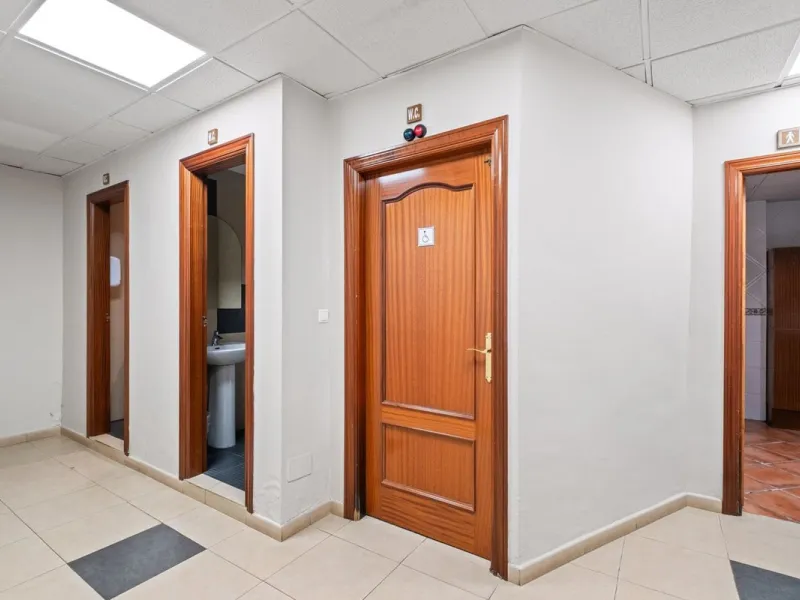 Commercial - Commercial Premises в продаже в Mijas, Málaga. Площадь дома 600 м²