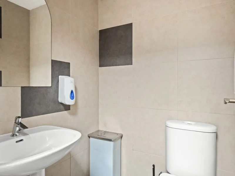 Commercial - Commercial Premises в продаже в Mijas, Málaga. Площадь дома 600 м²