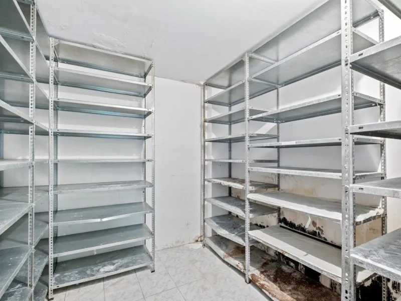 Commercial - Commercial Premises в продаже в Mijas, Málaga. Площадь дома 600 м²