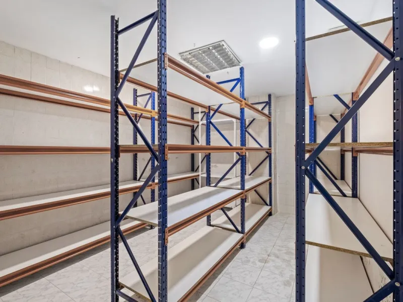 Commercial - Commercial Premises в продаже в Mijas, Málaga. Площадь дома 600 м²