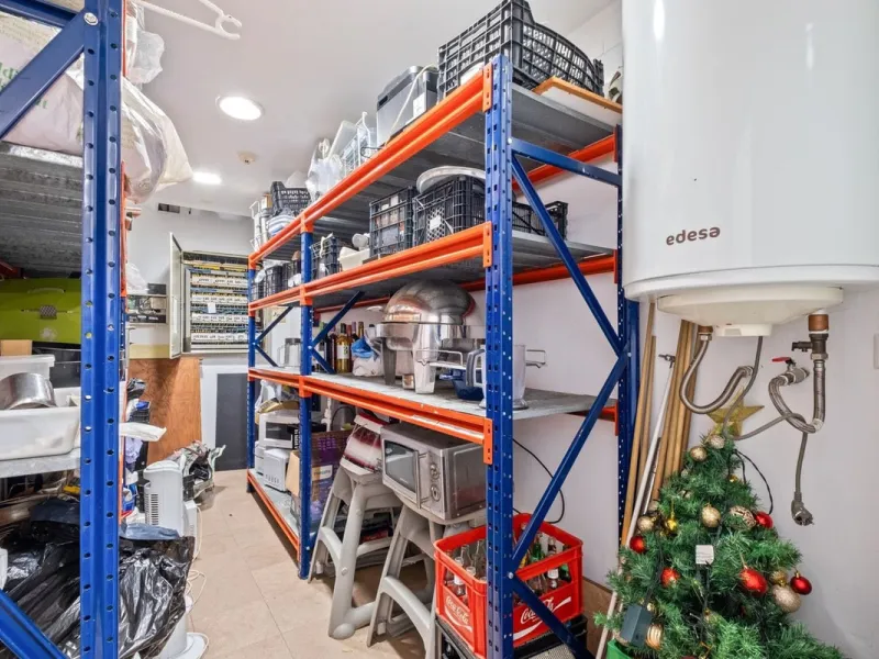 Commercial - Commercial Premises в продаже в Mijas, Málaga. Площадь дома 600 м²