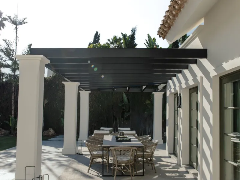 This outstanding property is a refined and soulful villa, thoughtfully crafted by renowned designers Puroform. Nestled in a prime location in Nueva Andalucía, this exquisite home perfectly blends sophisticated living with leisure and entertainment, offeri