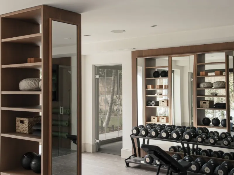 This outstanding property is a refined and soulful villa, thoughtfully crafted by renowned designers Puroform. Nestled in a prime location in Nueva Andalucía, this exquisite home perfectly blends sophisticated living with leisure and entertainment, offeri