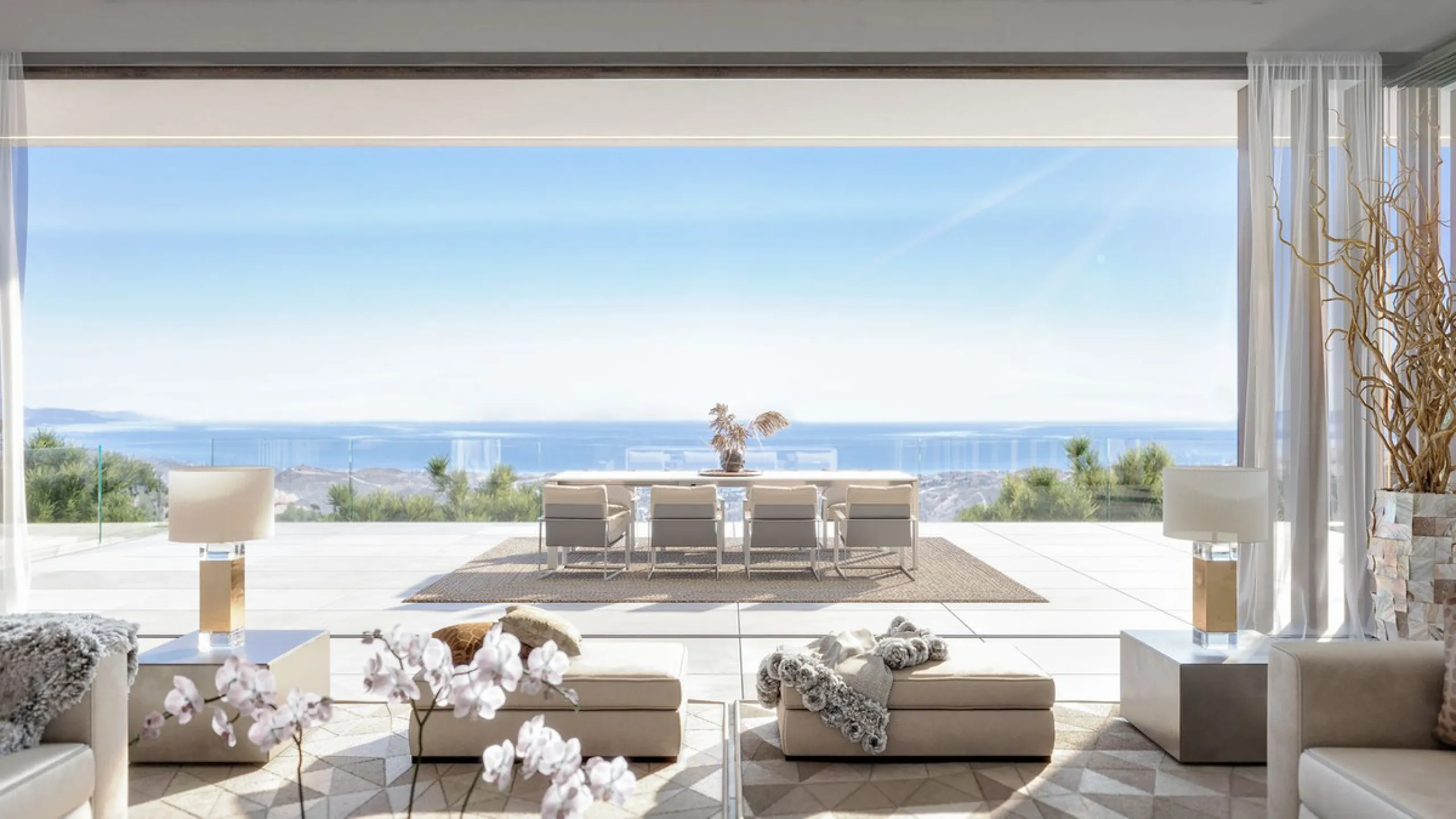 Exceptional South-Facing Plot with Panoramic Sea Views in Real de La Quinta, Benahavís