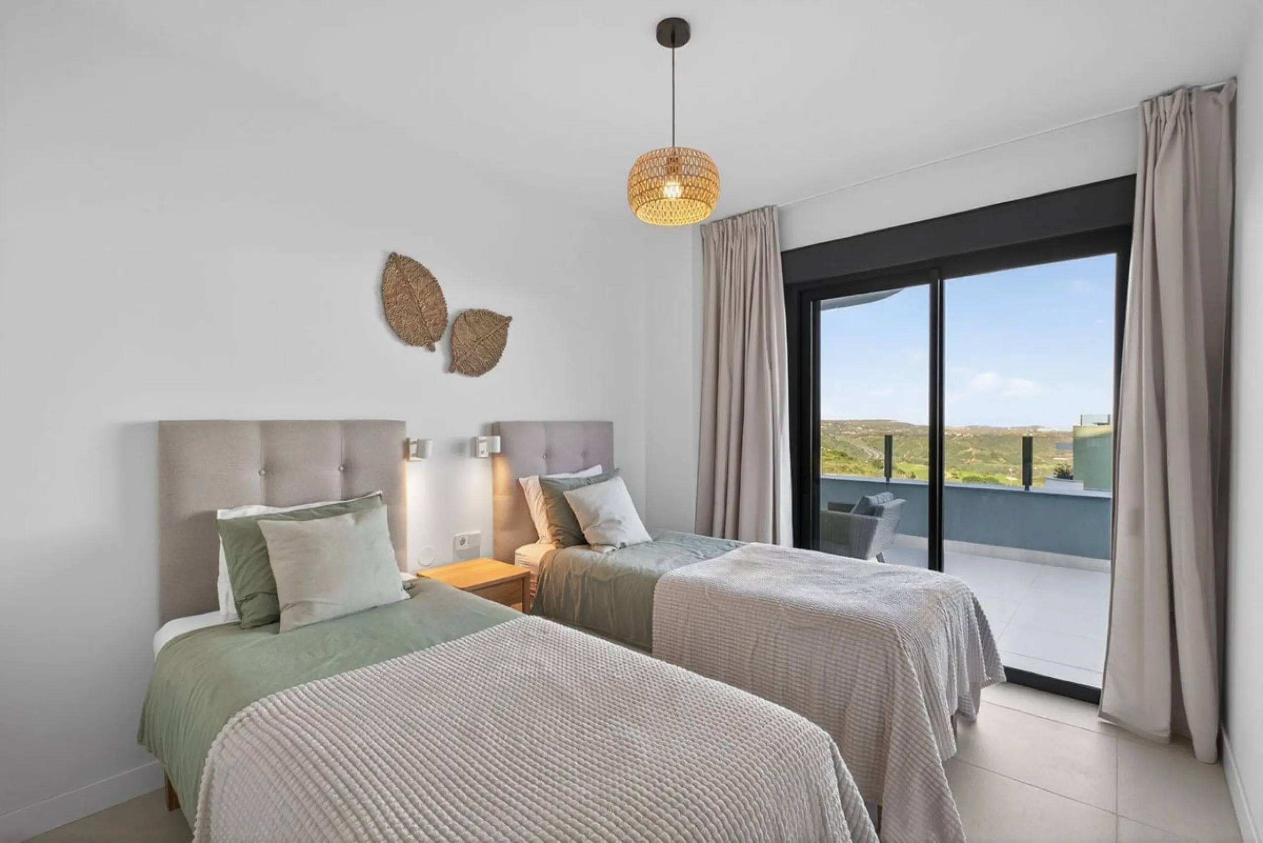 Moderne Wohnung mit zwei Schlafzimmern in Calanova Golf