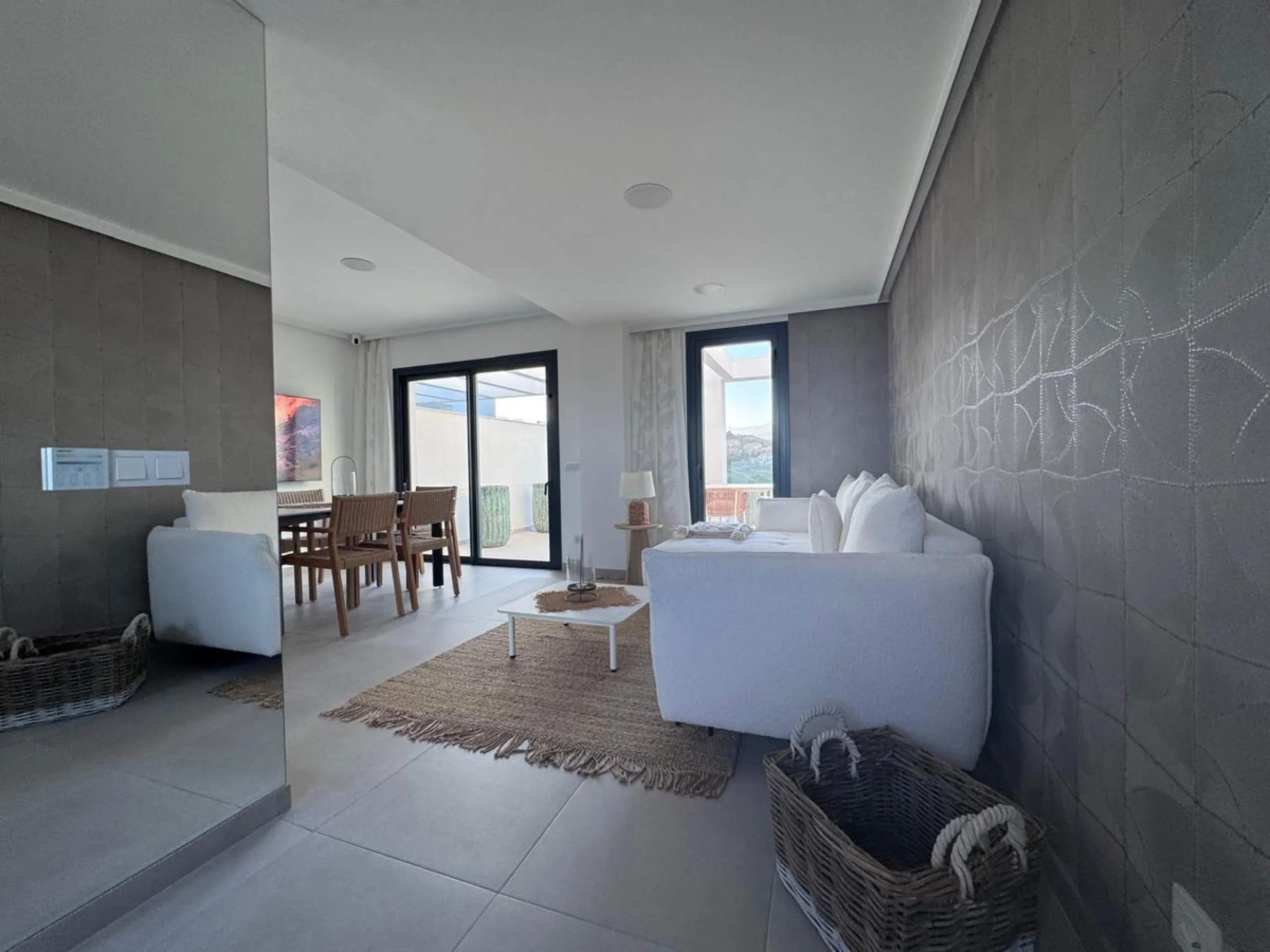 Apartment - Penthouse в продаже в Mijas, Málaga. В доме 2 спален и 2 ванных комнат. Площадь дома 99 м²