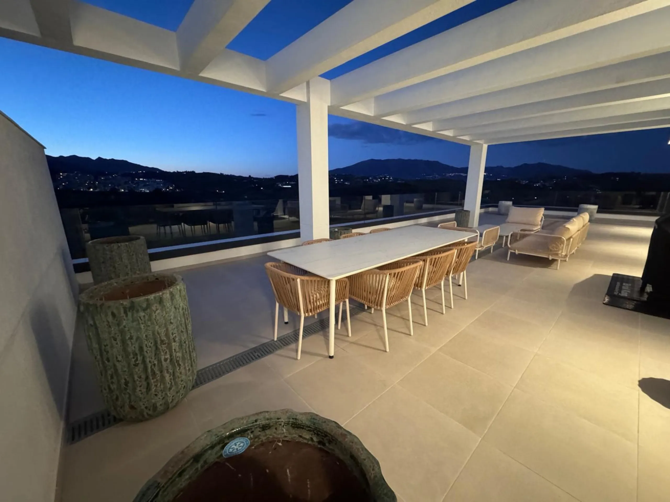 Apartment - Penthouse в продаже в Mijas, Málaga. В доме 2 спален и 2 ванных комнат. Площадь дома 99 м²