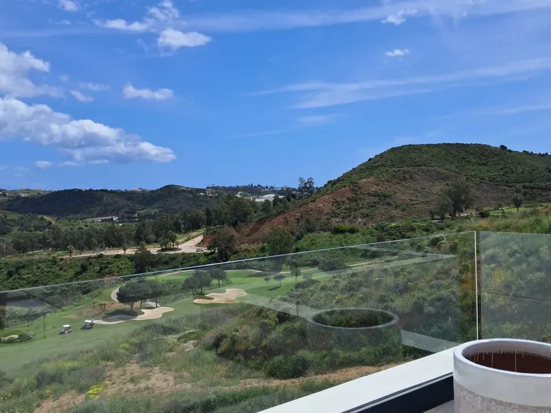 Apartment - Penthouse в продаже в Mijas, Málaga. В доме 2 спален и 2 ванных комнат. Площадь дома 99 м²