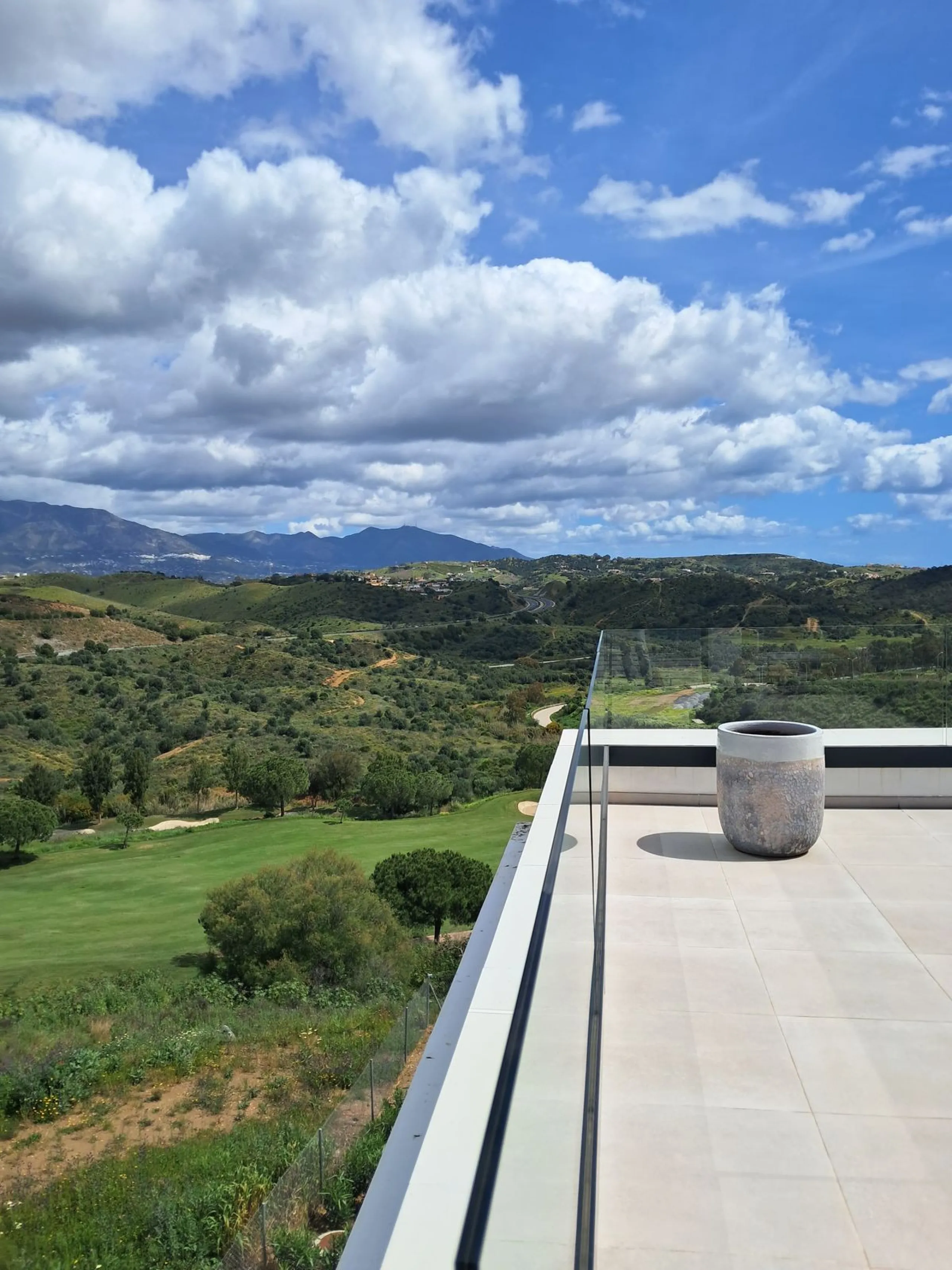 Apartment - Penthouse в продаже в Mijas, Málaga. В доме 2 спален и 2 ванных комнат. Площадь дома 99 м²