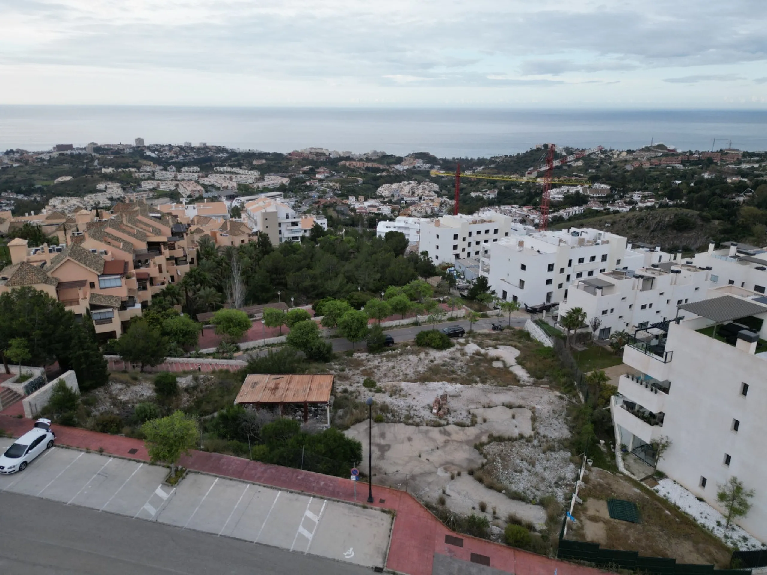 Plot - Land в продаже в Benalmadena, Málaga. Площадь участка 1997 м²