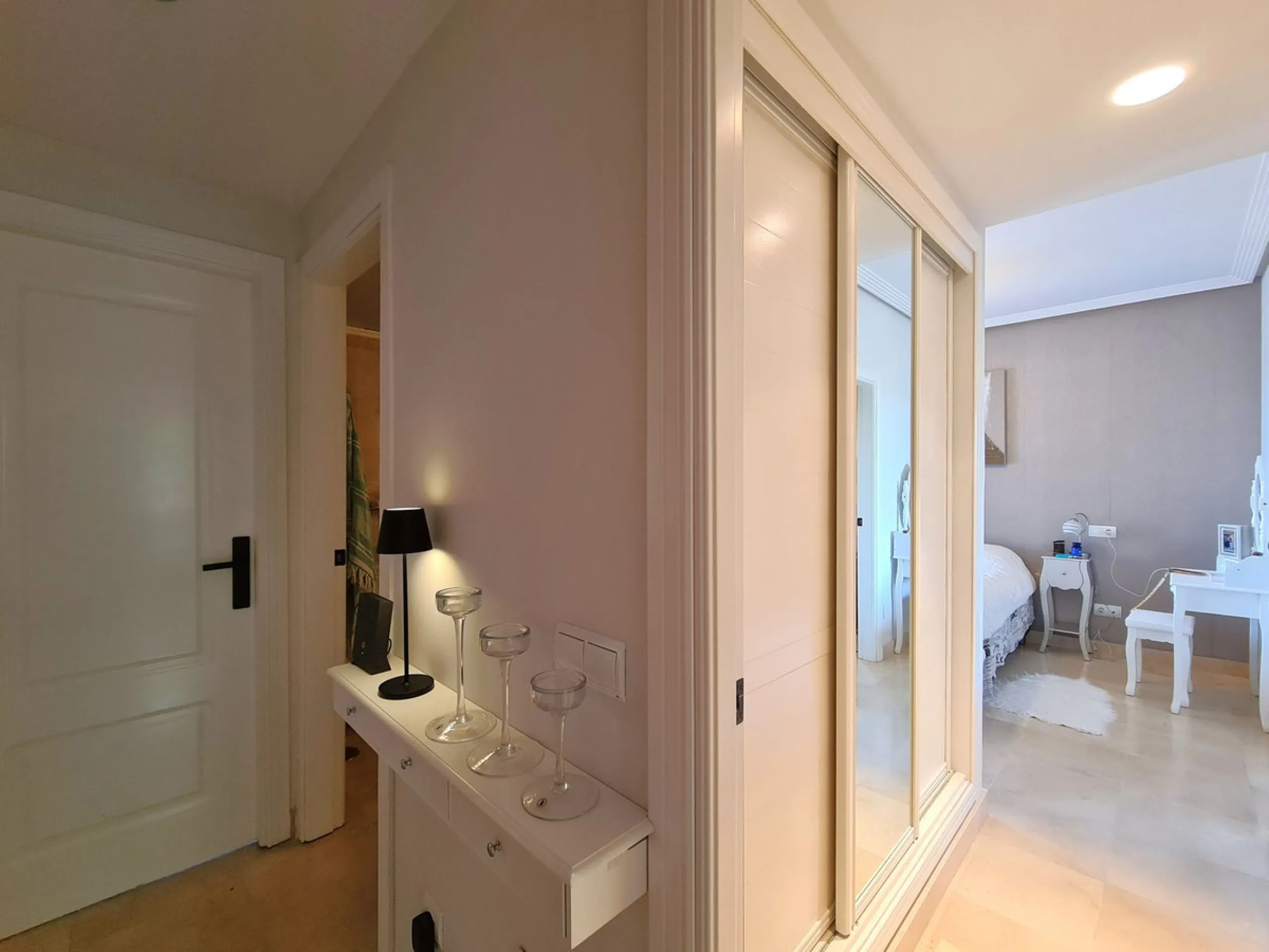 FANTASTIC 3-BEDROOM GROUND FLOOR APARTMENT WITH LARGE GARDEN