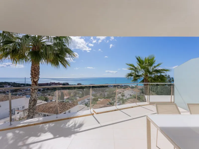 Apartment - Middle Floor Apartment в продаже в Fuengirola, Málaga. В доме 2 спален и 2 ванных комнат. Площадь дома 120 м²