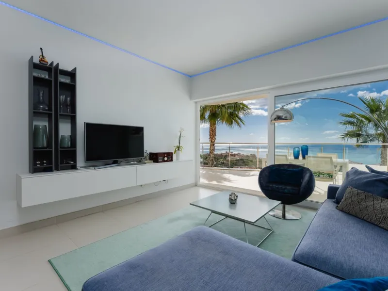 Apartment - Middle Floor Apartment в продаже в Fuengirola, Málaga. В доме 2 спален и 2 ванных комнат. Площадь дома 120 м²