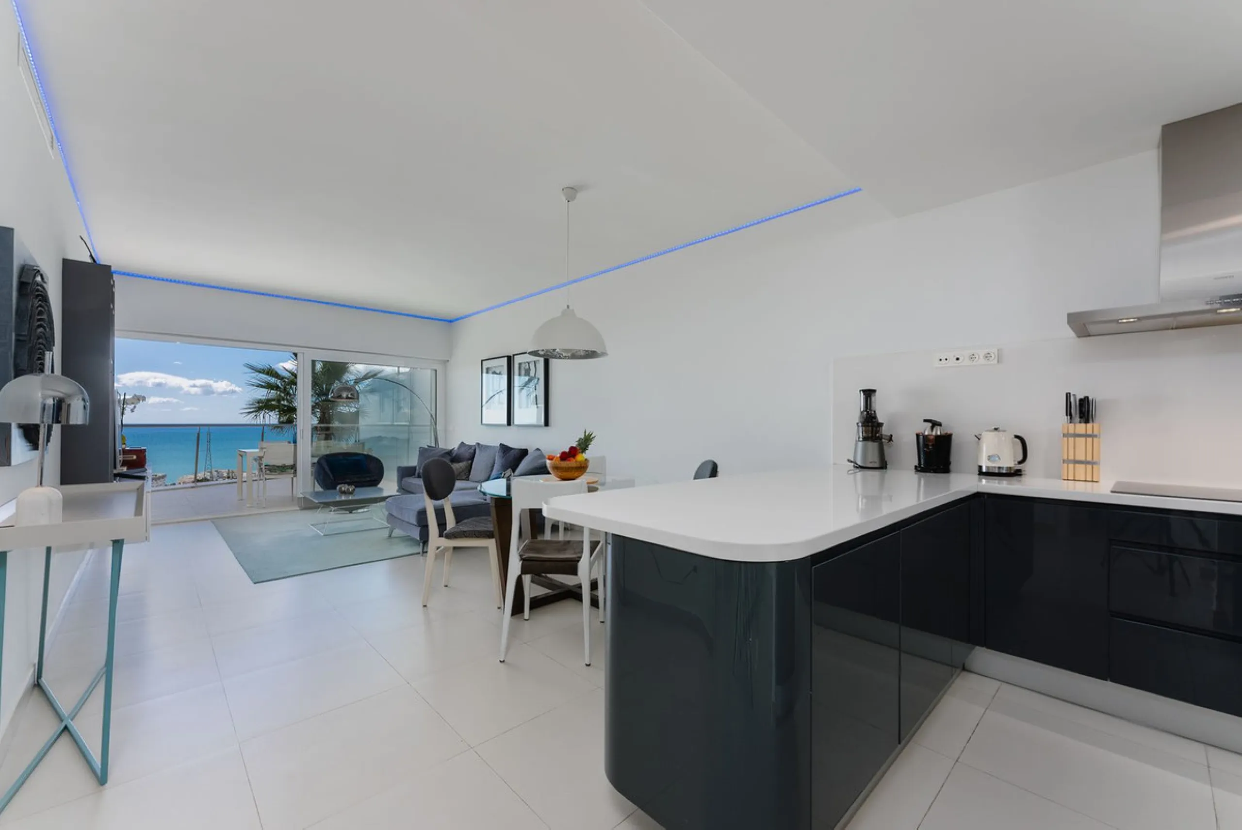 Apartment - Middle Floor Apartment в продаже в Fuengirola, Málaga. В доме 2 спален и 2 ванных комнат. Площадь дома 120 м²