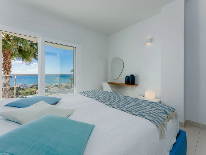 Apartment - Middle Floor Apartment в продаже в Fuengirola, Málaga. В доме 2 спален и 2 ванных комнат. Площадь дома 120 м²