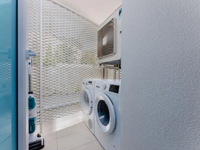 Apartment - Middle Floor Apartment в продаже в Fuengirola, Málaga. В доме 2 спален и 2 ванных комнат. Площадь дома 120 м²