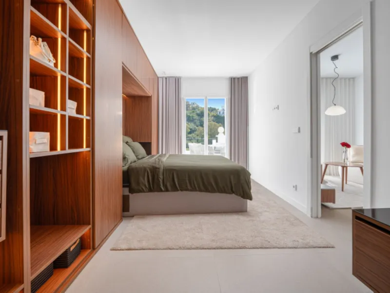 Apartment - Middle Floor Apartment в продаже в Benahavís, Málaga. В доме 2 спален и 3 ванных комнат. Площадь дома 110 м²