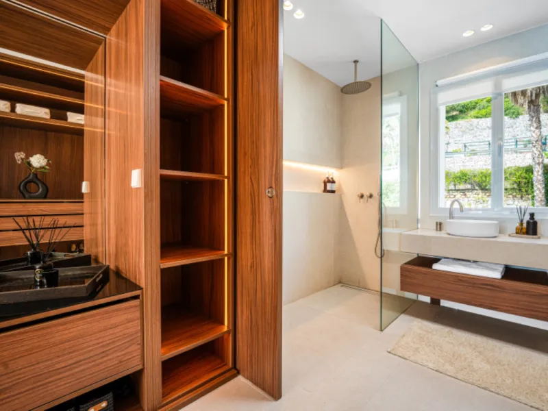 Apartment - Middle Floor Apartment в продаже в Benahavís, Málaga. В доме 2 спален и 3 ванных комнат. Площадь дома 110 м²