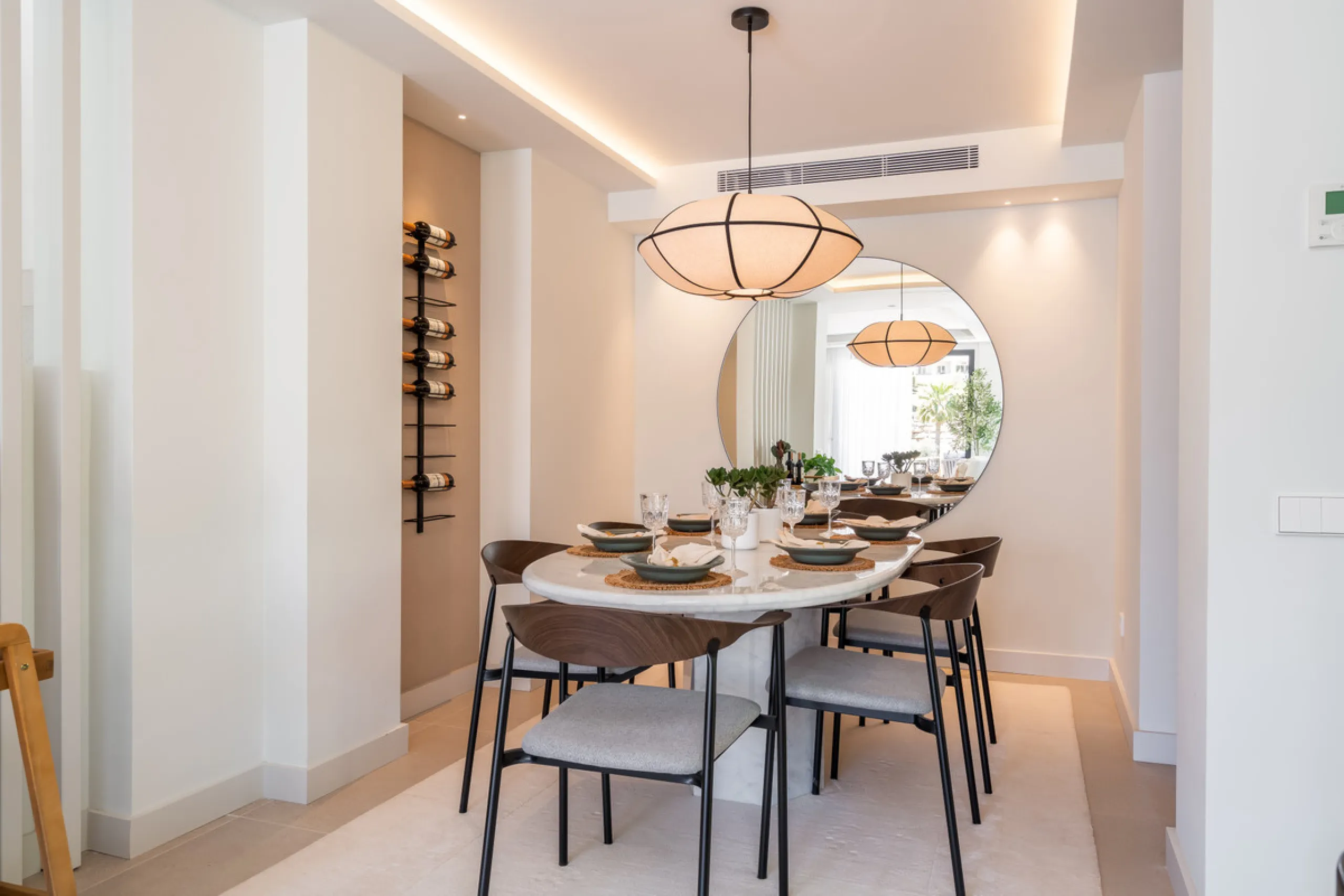 Welcome to a contemporary masterpiece located in the picturesque grounds of Los Naranjos Hill Club in La Cerquilla, Nueva Andalucía. This newly developed Andalusian-style villa offers privacy and elegance in a gated complex. The home's inviting interior i