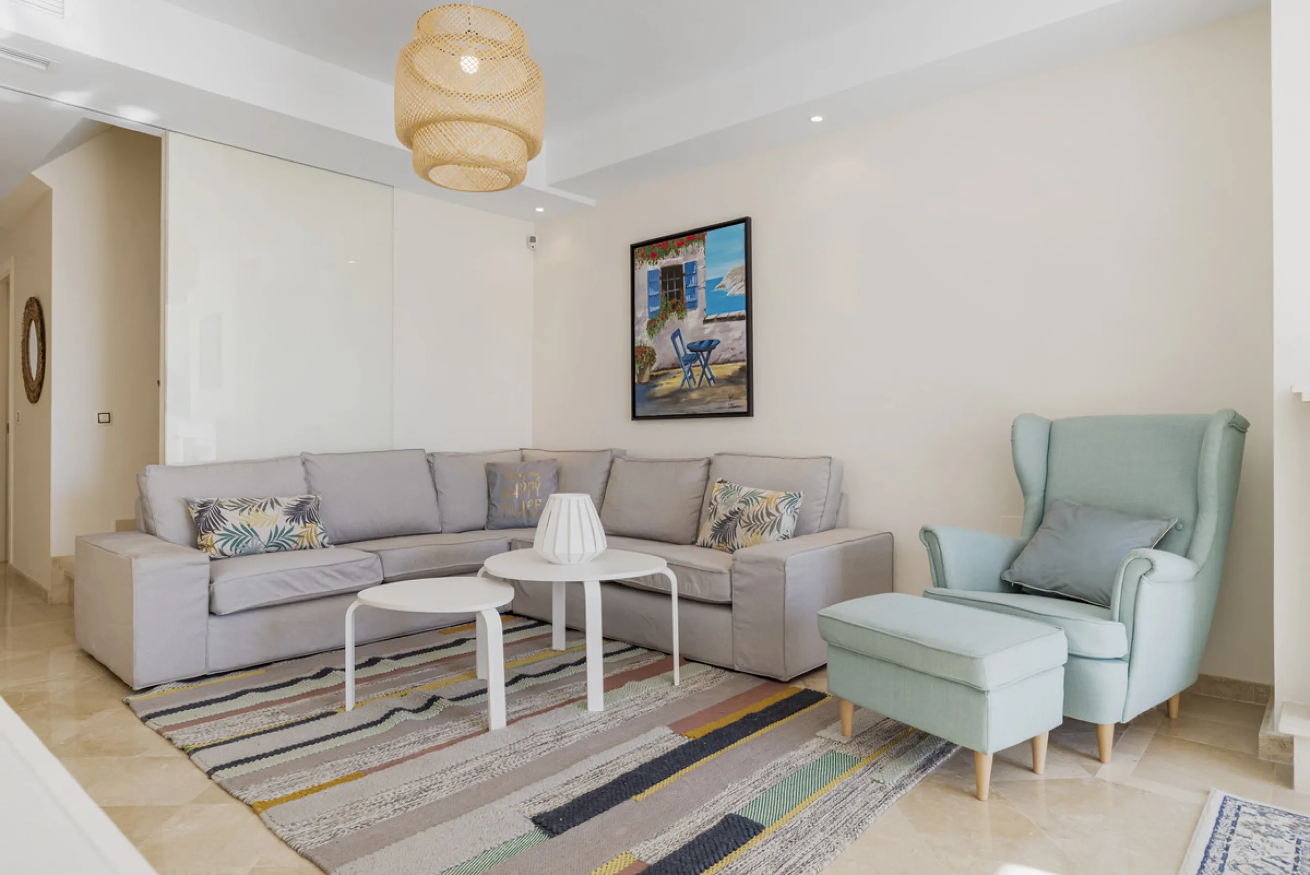 Apartment - Duplex в продаже в Marbella, Málaga. В доме 4 спален и 4 ванных комнат. Площадь дома 186 м²