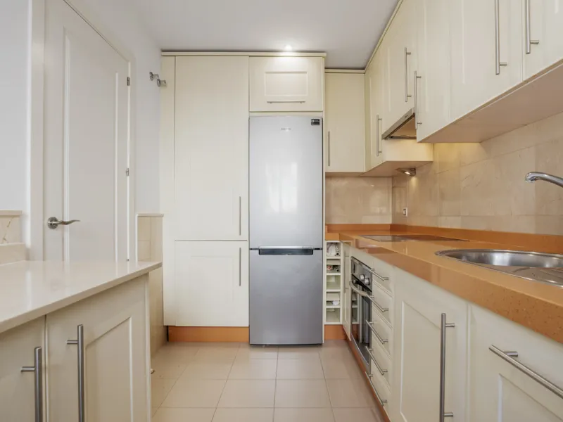 Apartment - Duplex в продаже в Marbella, Málaga. В доме 4 спален и 4 ванных комнат. Площадь дома 186 м²