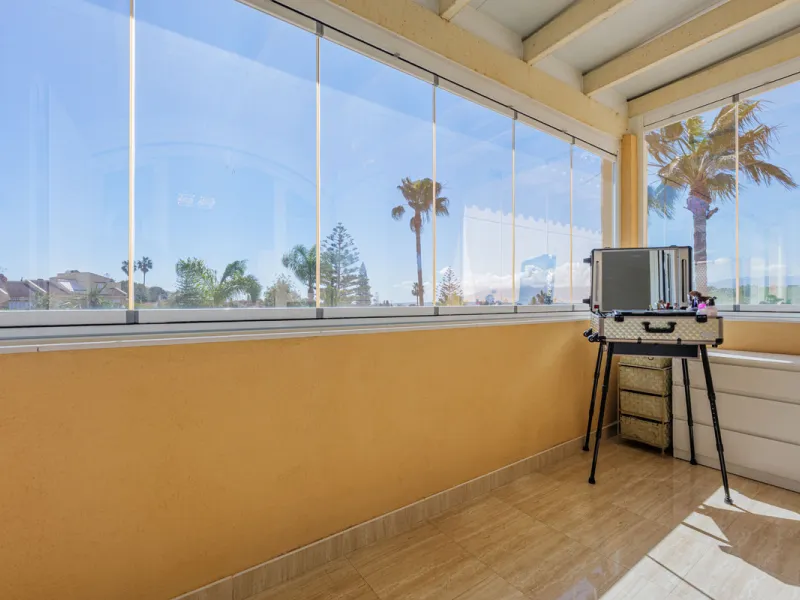 House - Detached Villa в продаже в Málaga, Málaga. В доме 8 спален и 5 ванных комнат. Площадь дома 685 м². Площадь участка 1250 м²