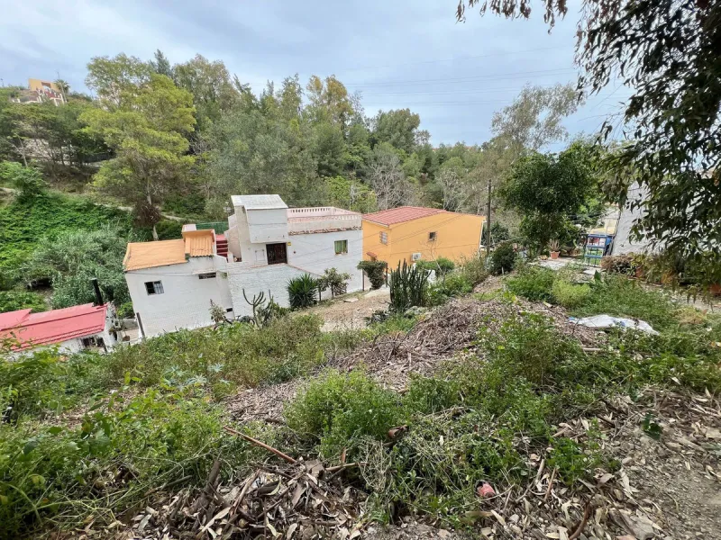 Plot - Residential Plot в продаже в Málaga, Málaga. Площадь дома 1469 м². Площадь участка 1469 м²