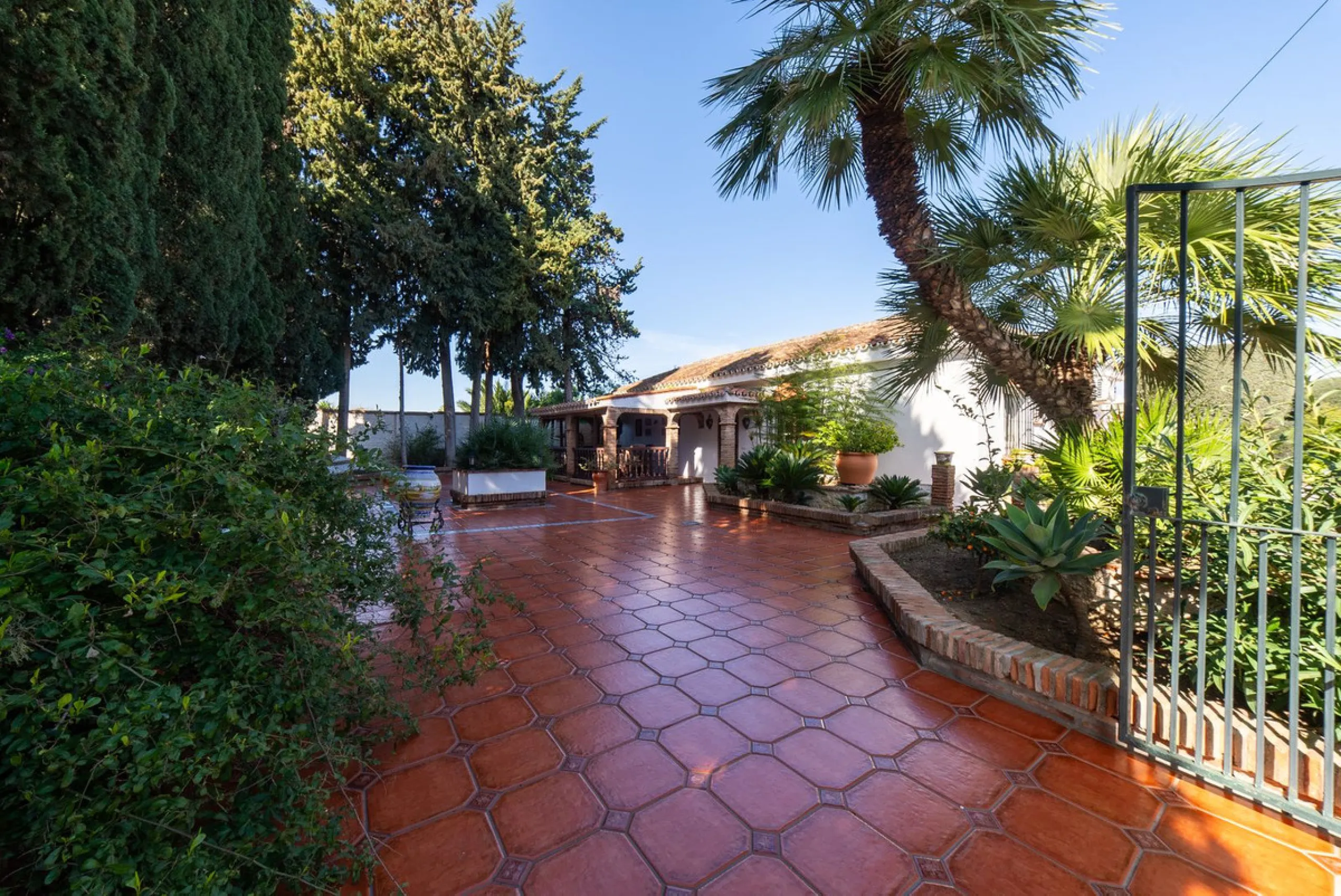 An Exceptional Andalusian Estate – Exclusive Luxury Villa in Alhaurín de la Torre, Málaga